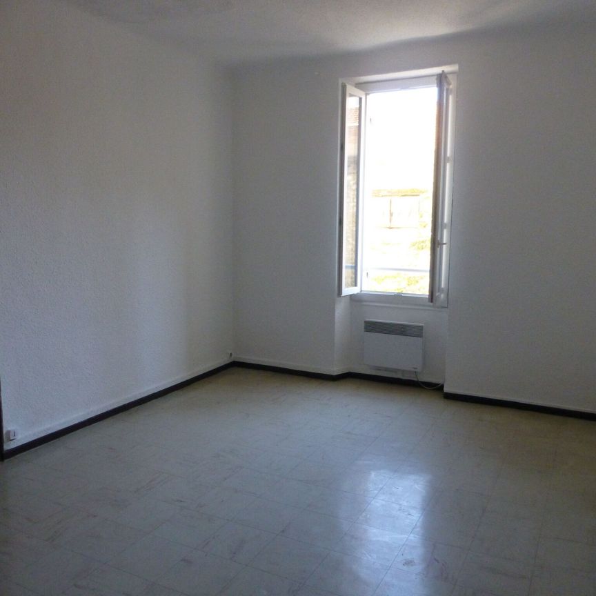 Appartement 1 pièces 29m2 MARSEILLE 5EME 502 euros - Photo 1