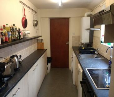 4 Bed Terraced House, Queens Road, NG9 - Photo 5