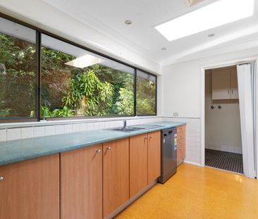 19 Helvetia Avenue, Berowra NSW 2081 - House For Rent | Domain - Photo 2