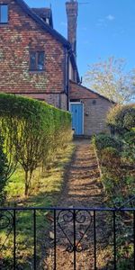 2 bedroom semi-detached house to rent - Photo 4