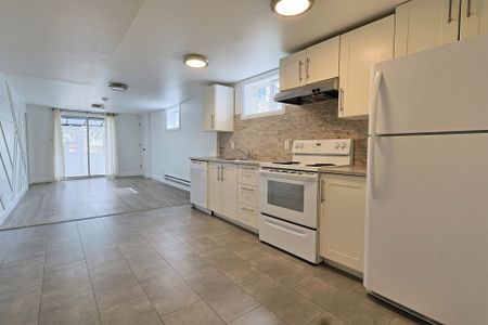 For Lease - 2688 Sherhill Drive Unit# LOWER, Mississauga, Ontario - Photo 4