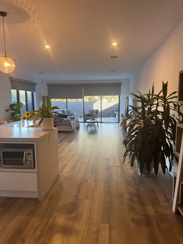 Bentleigh East - Photo 2