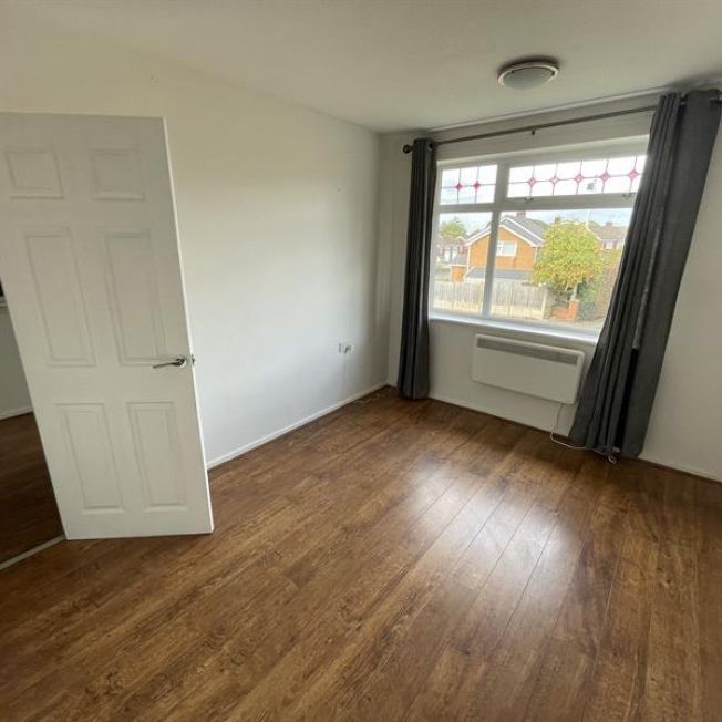 1 Bedroom Apartment To Let - Photo 1