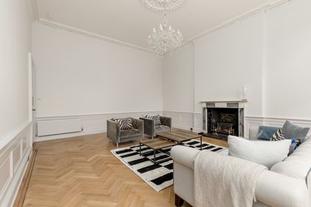 3 Bed Flat, Heriot Row, EH3 - Photo 2