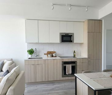 For Lease - 220 Missinnihe Way Unit# 1215, Mississauga, Ontario - Photo 4