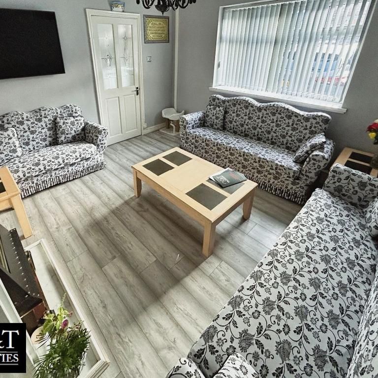 3 bedroom terraced house to rent - Photo 1