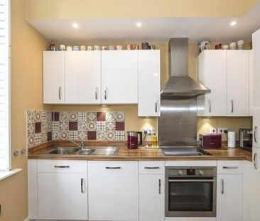 Chichester 2 bedroom flat to rent - Photo 3