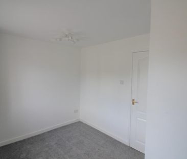 2 bedroom house to rent - Photo 2
