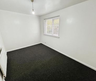 21 Ridgeway Street, Lisburn, BT28 1BY - Photo 2