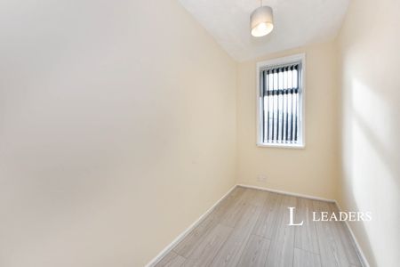 3 bedroom terraced to rent Linney Lane, Oldham, OL2 - Photo 3