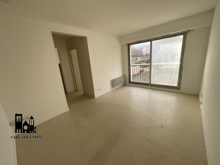 Location Appartement 1 pièce 26m² BOURGES 18000 - Photo 5