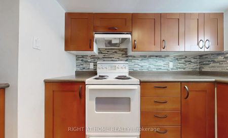 100 Lankin Boulevard #Basement - Photo 5