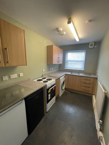 1 Bed Flat, Gilpin Street, LS12 - Photo 5