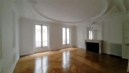 location Appartement F2 DE 72.9m² À PARIS - Photo 5