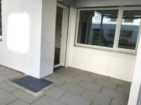 Singlewohnung mit Gartensitzplatz in Birsfelden - Photo 4