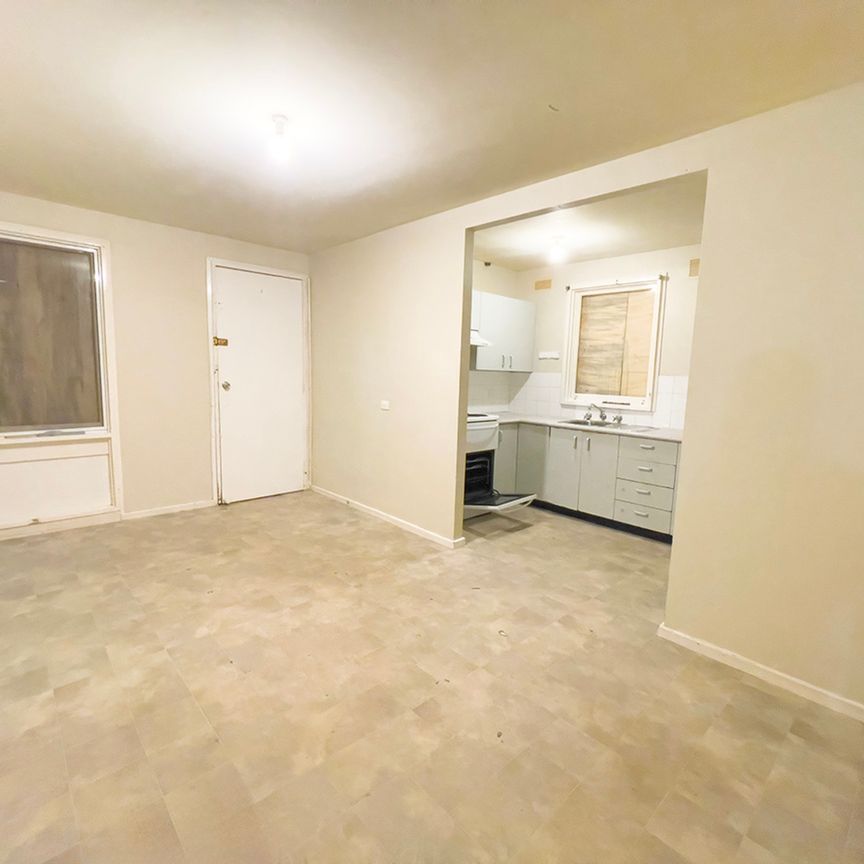 Good Sized Family Home - Photo 1