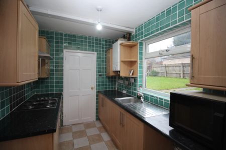 3 Bedroom Semi Detached - Photo 5