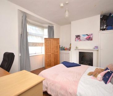 4 bedroom terraced house to rent - Photo 6