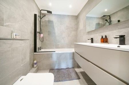 Apartment to rent - The Alders, West Wickham, BR4 - Photo 5