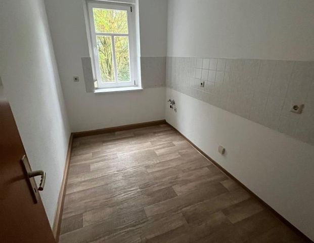 Schön geschnittene 3-Raum-Wohnung mit Balkon und Stellplatz in Brand-Erbisdorf zu vermieten - Foto 1