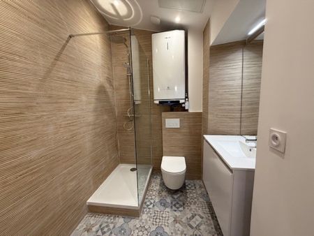 À louer – T2 rénové avec goût – La Seyne-sur-Mer (Rue Cavaillon) - Photo 5