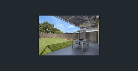 DOUBLE BRICK FOUR BEDROOM DUPLEX !!! - Photo 2