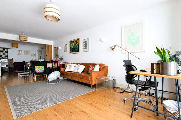 Streatham High Road, London, SW16 1EH - Photo 1