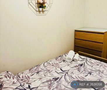 5 bedroom semi-detached house to rent - Photo 6