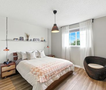 For Lease - 1117 Riddell Crescent, Milton, Ontario - Photo 5