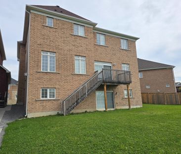 For Lease - 1140 Nugent Court, Oshawa, Ontario - Photo 6