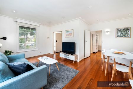 Embrace the space and exclusive Canterbury location! - Photo 4