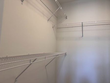 For Lease - 327 Stony Hill Boulevard, Markham, Ontario - Photo 2