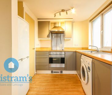 1 bed Apartment for Rent - Photo 3