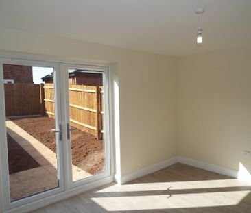 2 bedroom house to rent - Photo 1