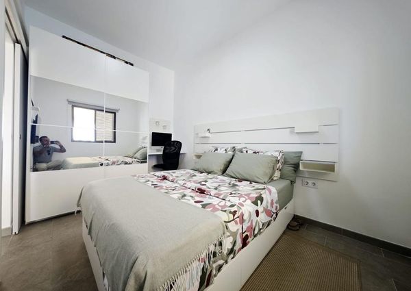 Puerto Rico, Canary Islands 35130