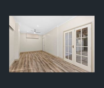 CLASSIC QUEENSLANDER - 1389M2 BLOCK OF LAND - WALK TO ROBINA TOWN C... - Photo 3