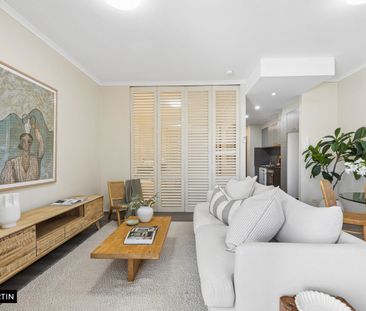 MGM MARTIN - ONE BEDROOM APARTMENT - Photo 2