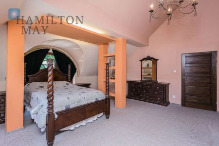 Elegancka willa z basenem w Konstancinie - Photo 5