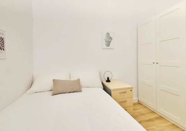 Carrer de la Mercè, Barcelona, Catalonia 08002