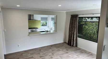 Good as New! - Photo 4