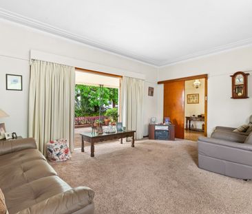 5 Fryer Avenue, Wentworthville NSW 2145 - House For Rent | Domain - Photo 3