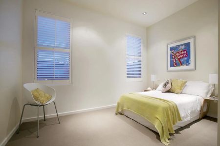 10 Hotham Street, East Melbourne. - Photo 4