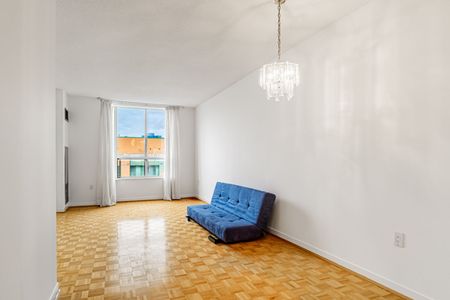 For Lease - 284 Bloor Street Unit# 903, Toronto, Ontario - Photo 2