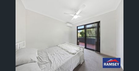 TOP FLOOR LIVING!! - Photo 2