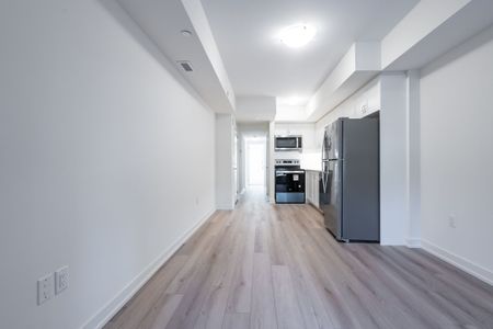 For Lease - 58 Elizabeth Street Unit# 2205, Richmond Hill, Ontario - Photo 3