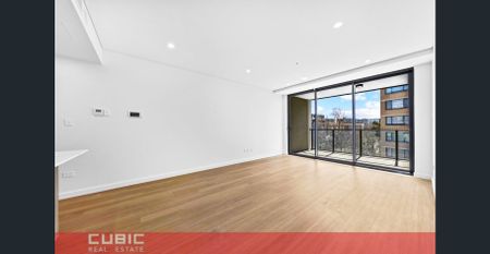 Brand NEW, oversized and AFFORDABLE - Photo 3