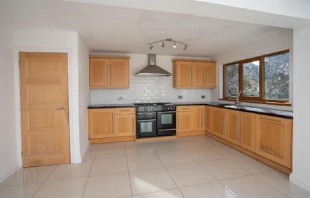 6C Old Quay Court, Cultra, Holywood, BT18 0HT - Photo 4