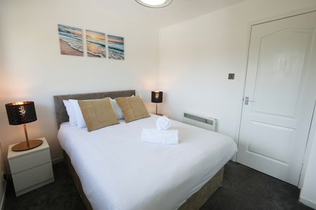 2 Bed Semi-Detached House, Mavisbank Gardens, G51 - Photo 5