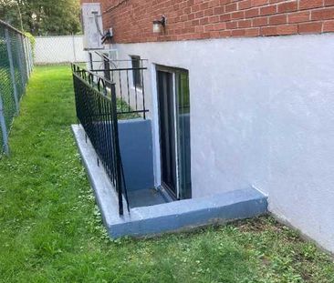 "Coup de Cœur" Charmant 3 ½ Très propre Rez-de-chaussée avec Balcon... - Photo 1