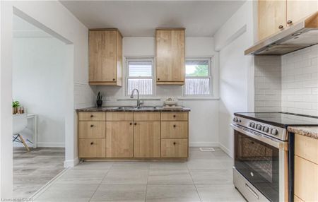 For Lease - 98 Harber Avenue, Kitchener, Ontario - Photo 2